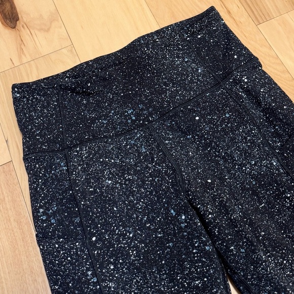 LIKE NEW Lululemon Women’s Fast & Free Crop II Nulux 19” Leggings - Picture 4 of 7